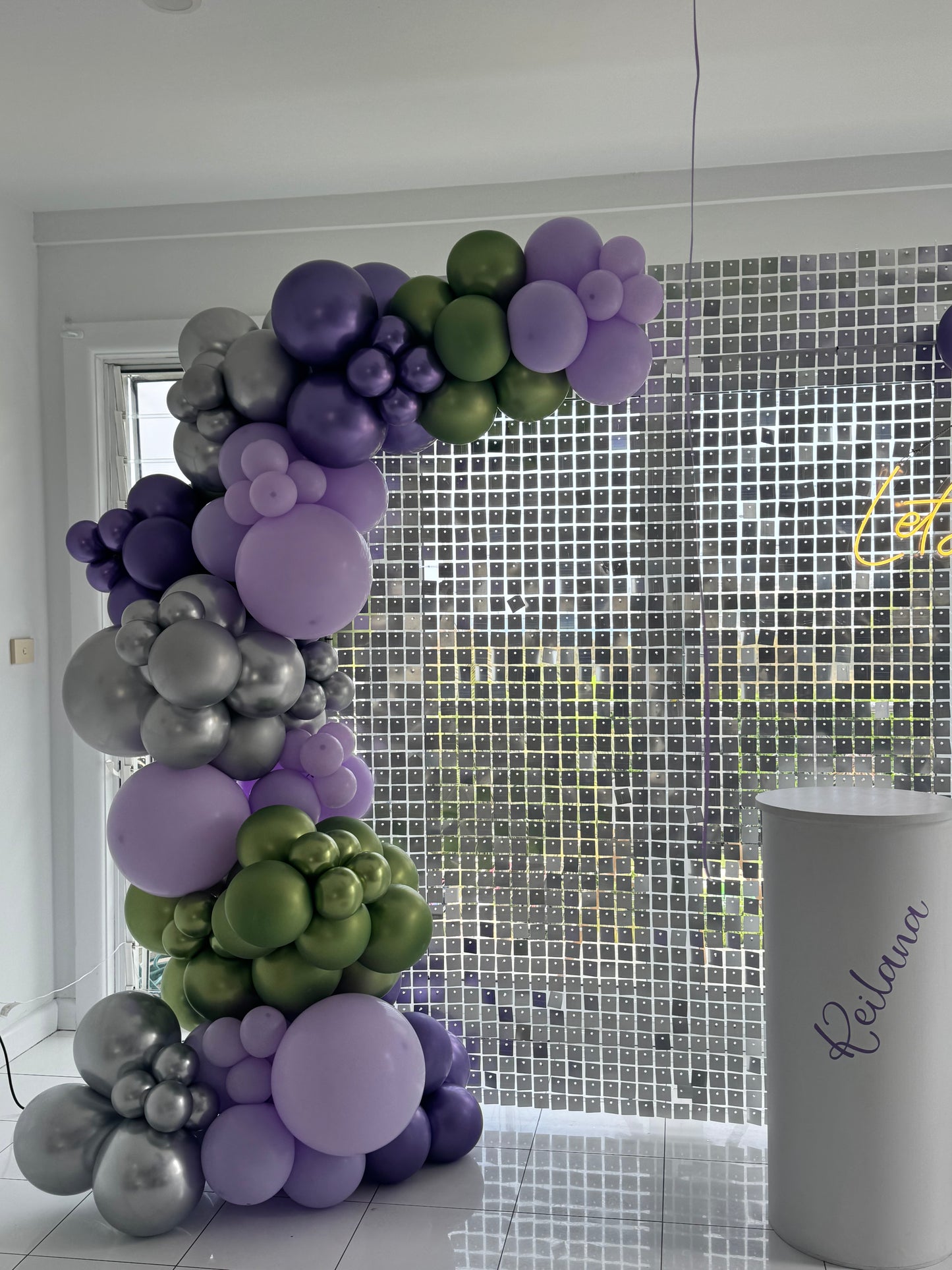 Balloon Garland Package Sydney | Balloon Installation Northern Beaches