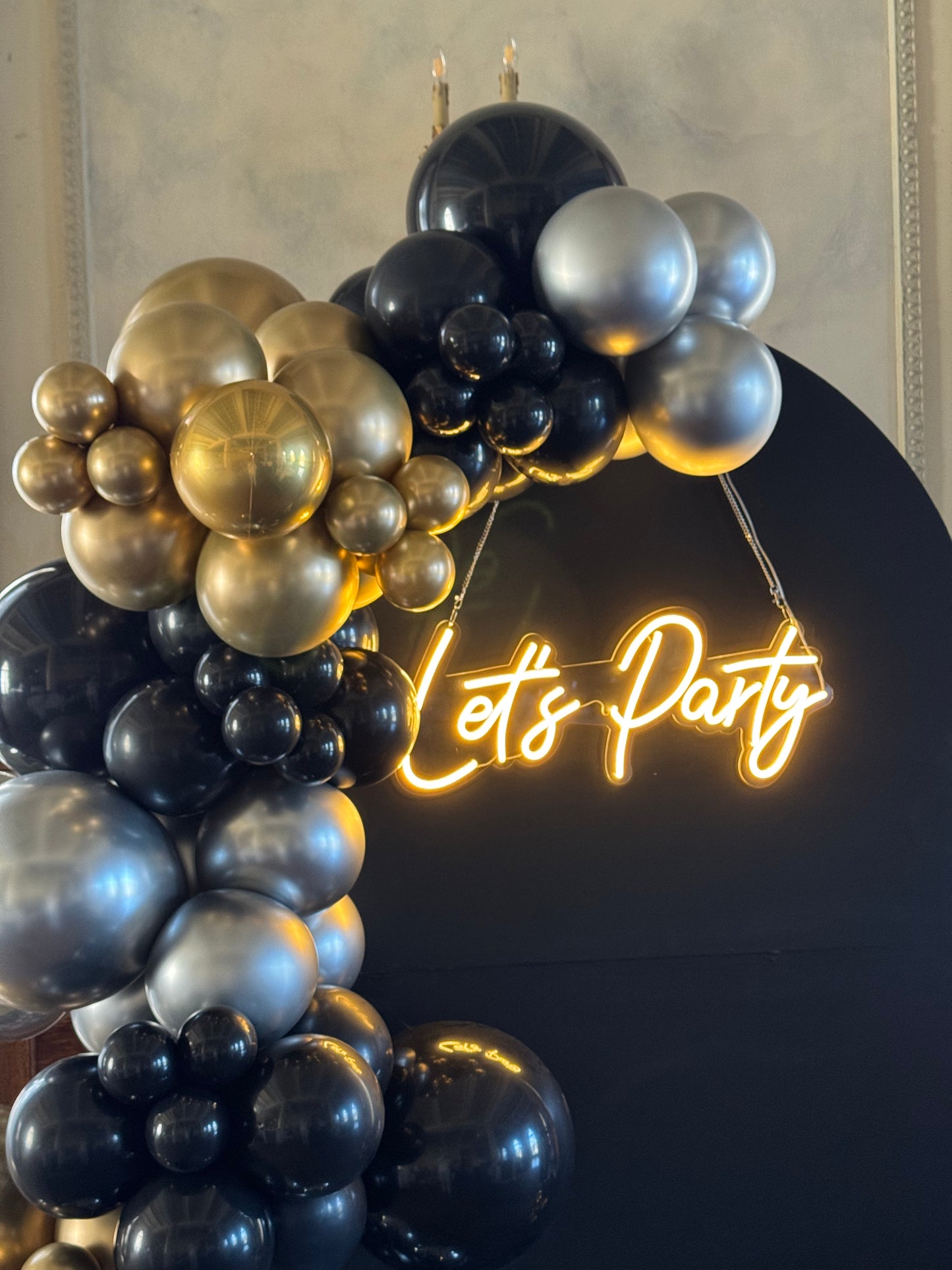 Black Luxe Party Package