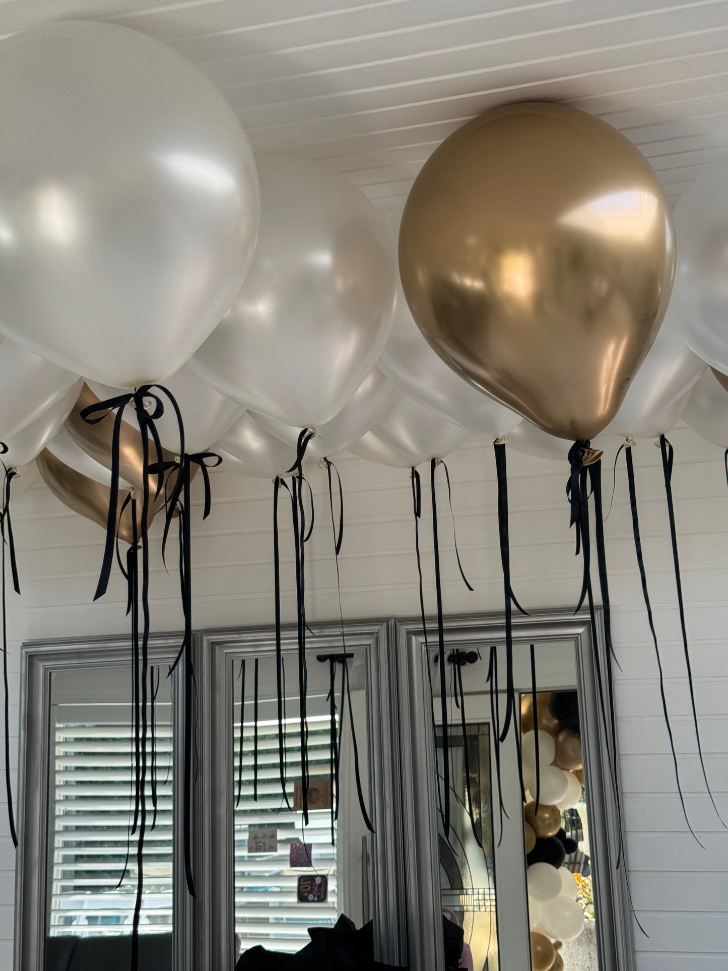 45cm Luxe Ceiling Balloons