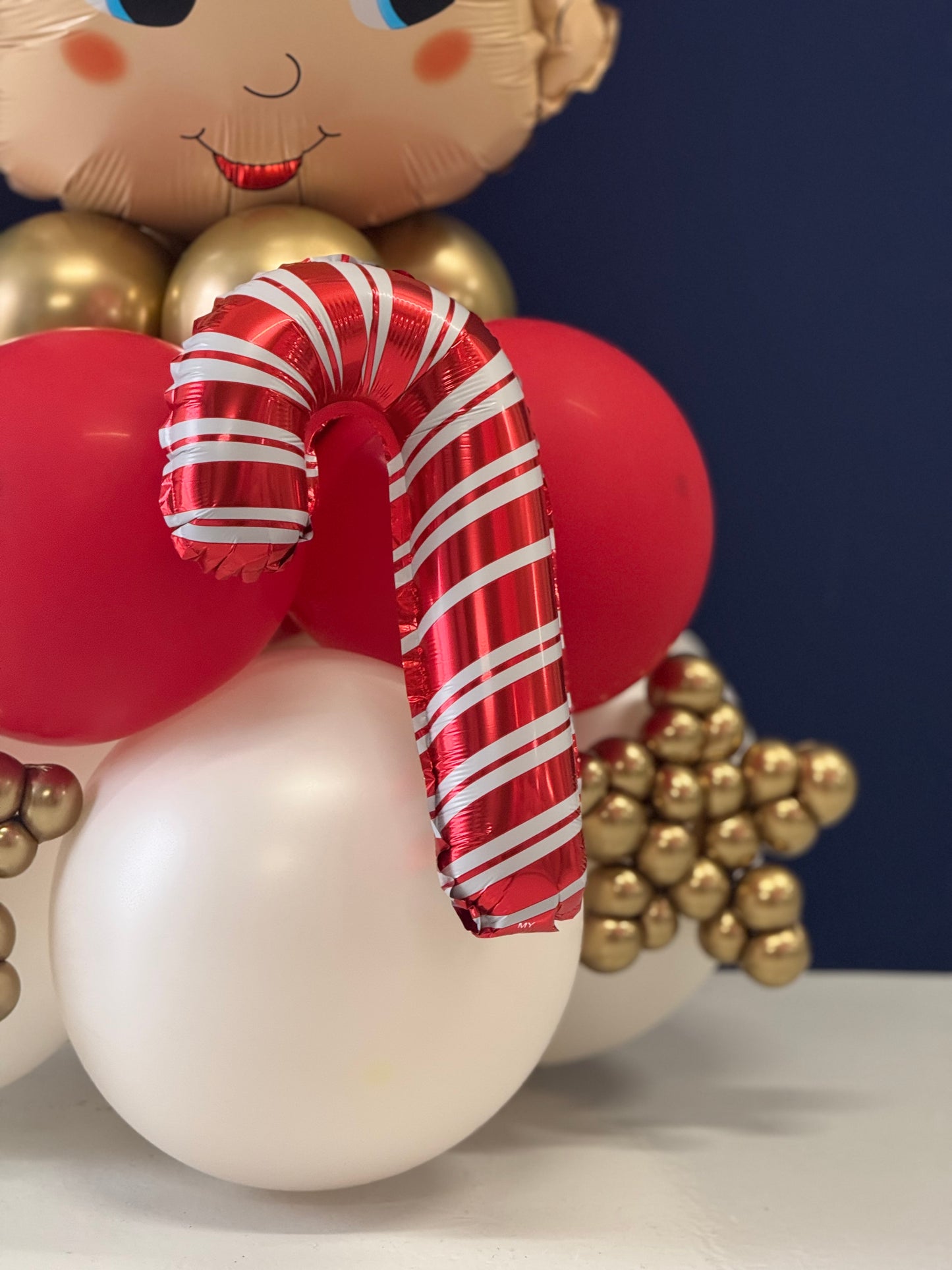 Bright Balloons Christmas Elves