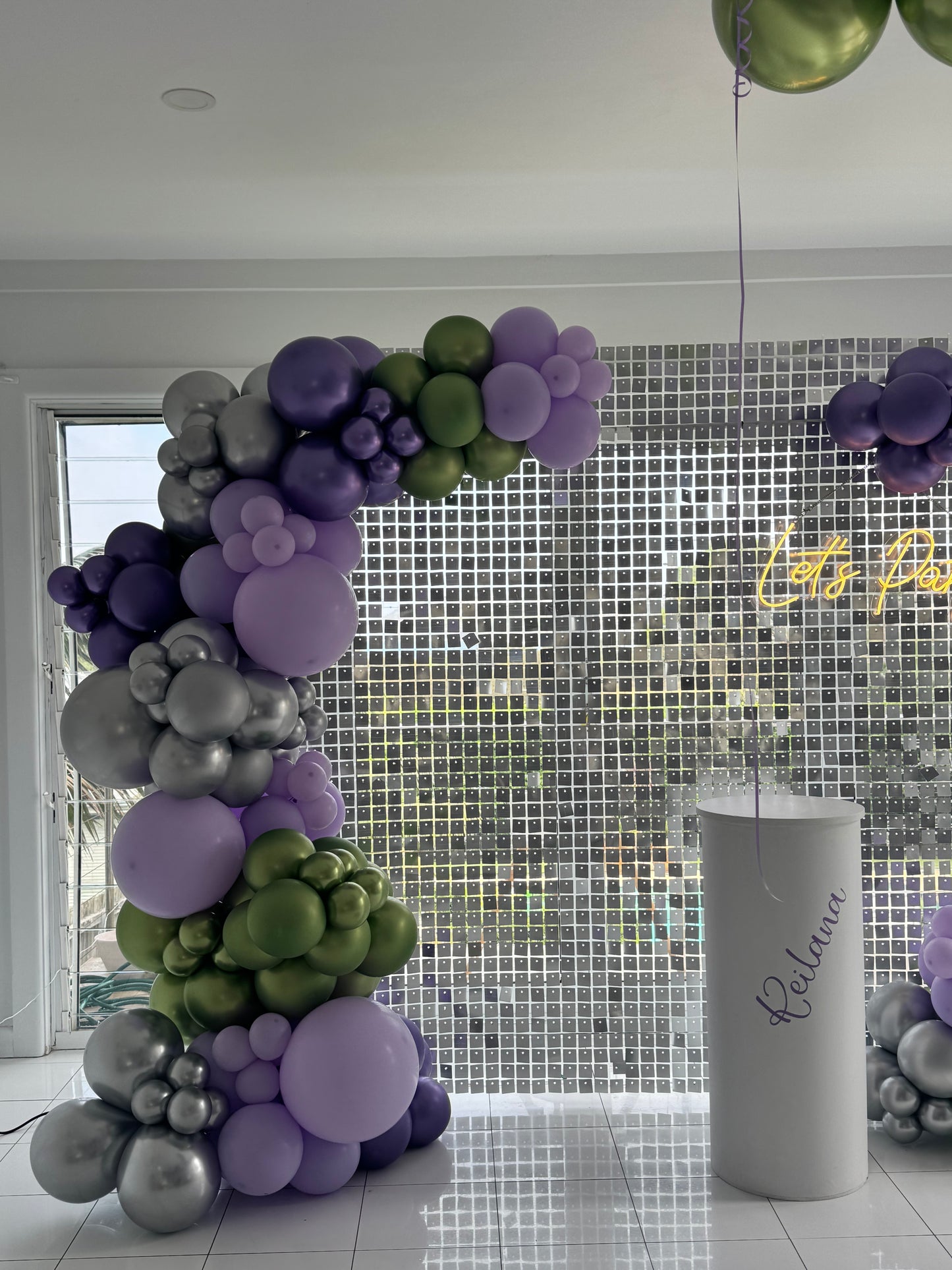 Balloon Garland Package Sydney | Balloon Installation Northern Beaches