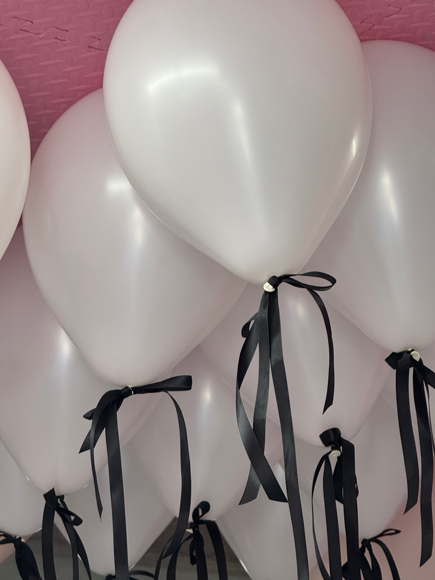 Single Bow Balloons