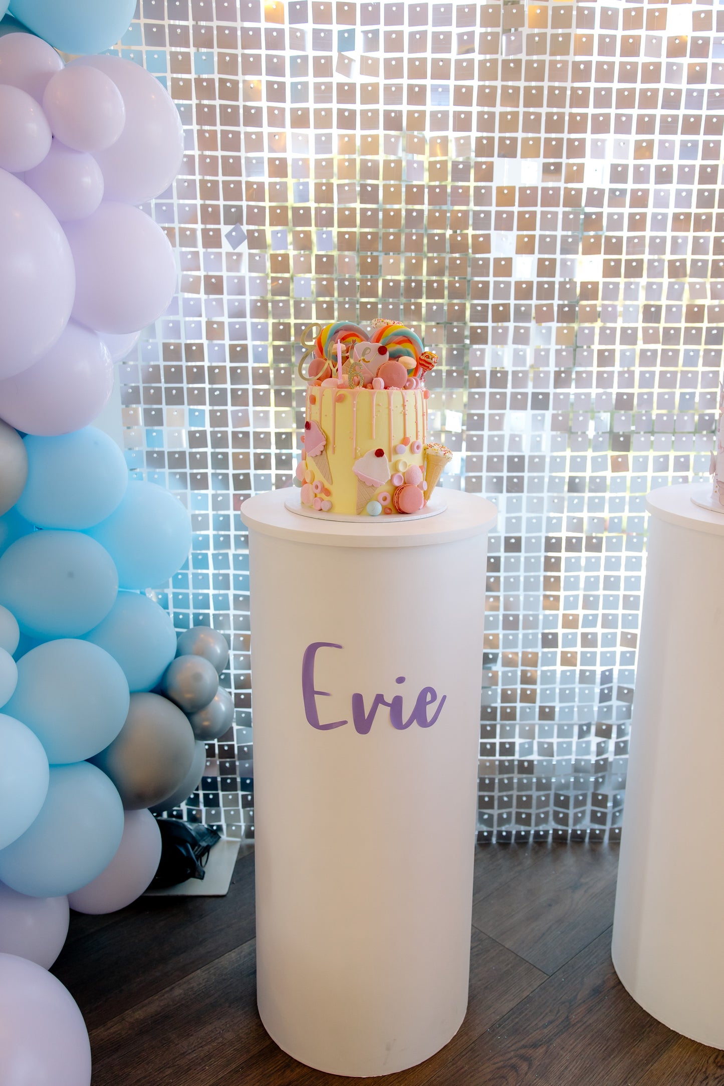 White Cylinder Plinth