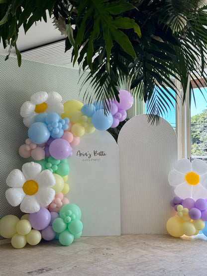 White Ripple Back Drop